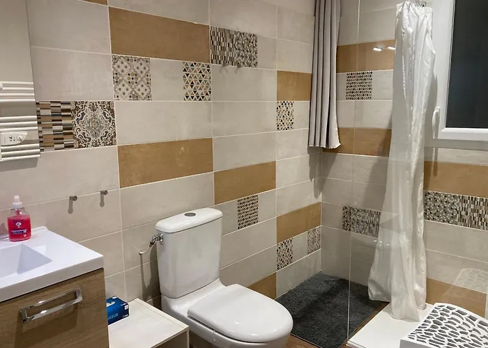 D'hôtes Les Ouches 3*